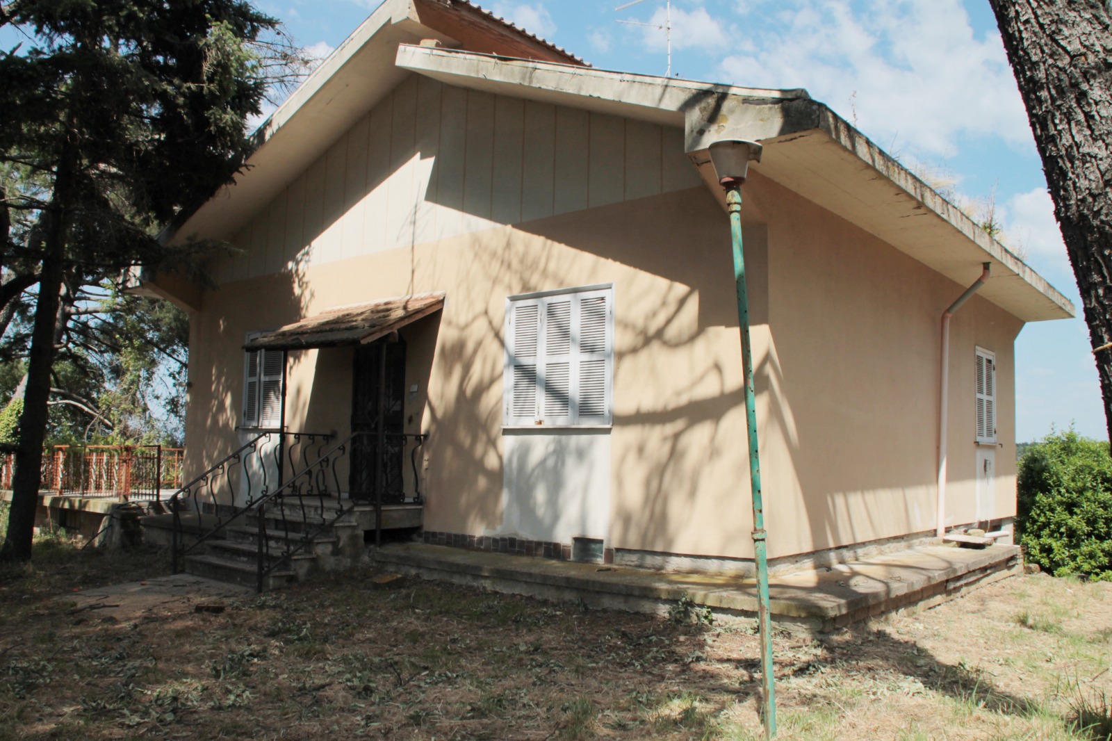 Villa in vendita a Fornacchia, Soriano nel Cimino - Villa Unifamiliare in Vendita a Soriano nel Cimino con Terreno e Terrazza Panoramica